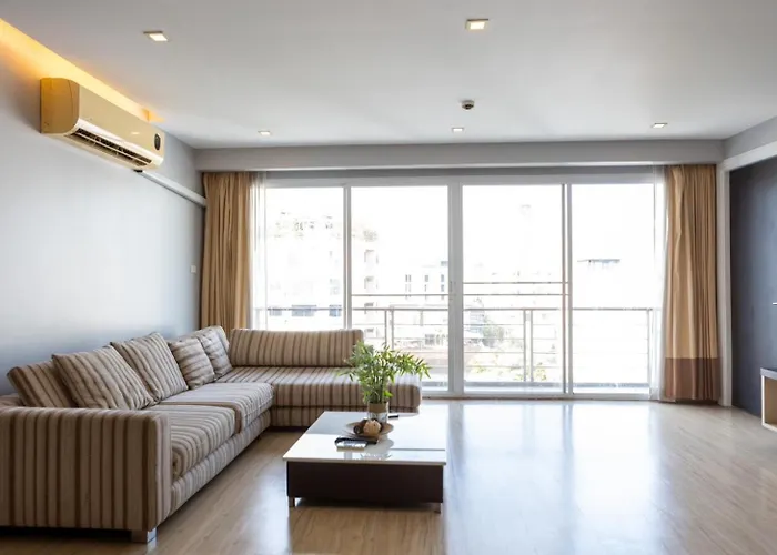 P Lamoon Thonglor Hotel