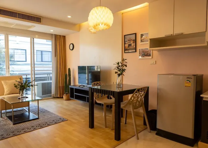 P Lamoon Thonglor Hotel